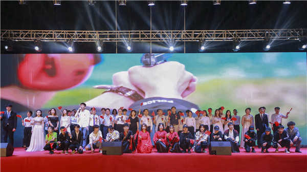 南京新華2019年新生開學(xué)典禮暨CEAC獎學(xué)金頒獎盛典隆重舉行！
