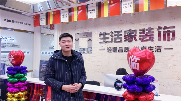 校企合作共育人才，協(xié)同創(chuàng)新共贏未來(lái)