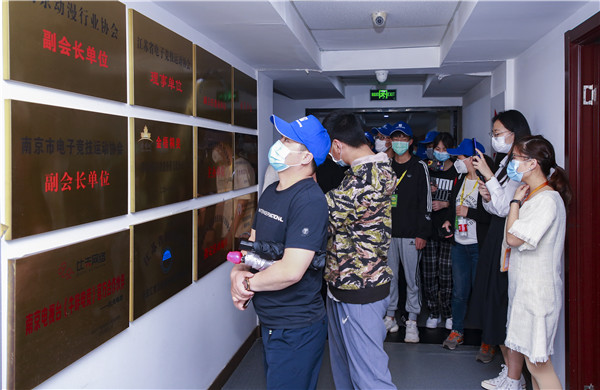 【南京新華五一試學營】試學火爆，歡迎新同學來到南京新華~