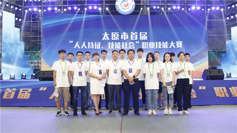 新華<a href=http://njxh.cn target=_blank class=infotextkey>專業(yè)</a>說——中國網(wǎng)民破9億，UI設(shè)計蓬勃發(fā)展！