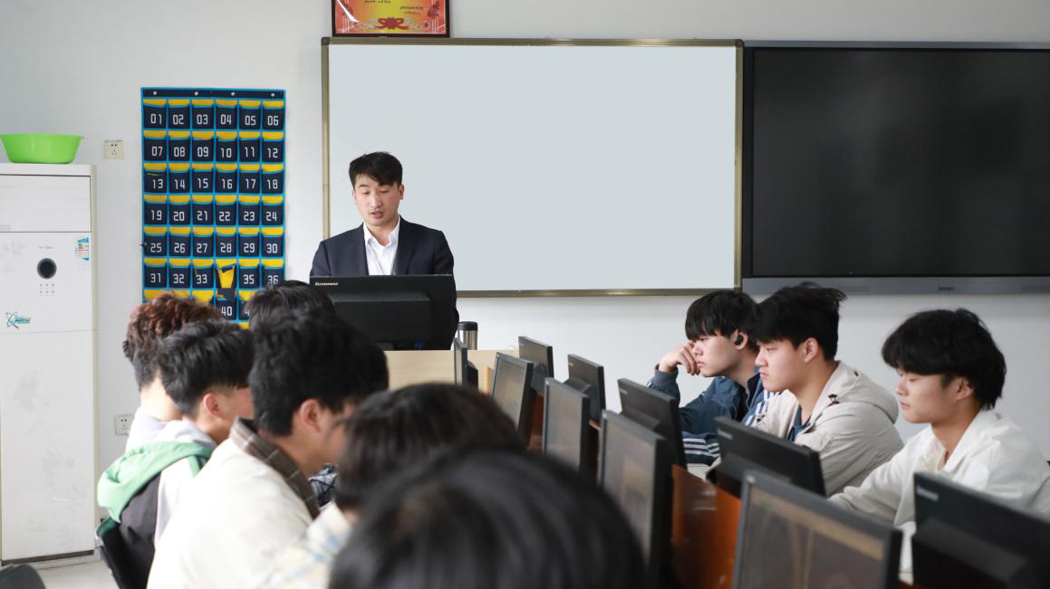 這個動漫火了！揭秘《新華小趣事》創(chuàng)作團隊背后的故事！