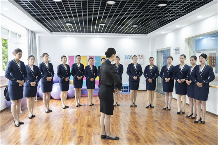 所有美眉注意了！十大適合女生學(xué)的<a href=http://njxh.cn target=_blank class=infotextkey>專業(yè)</a>