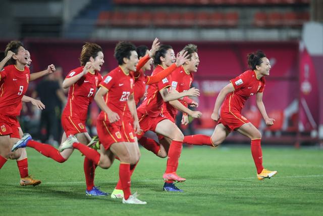 中國女足闖進亞洲杯決賽，滿滿的女性力量!