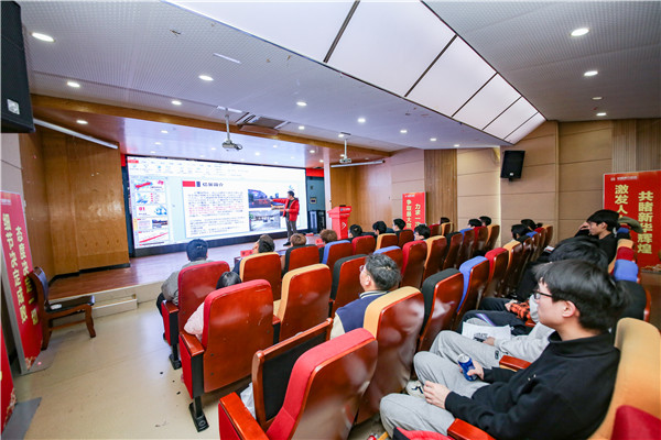 企業(yè)大咖進校園|拓寬就業(yè)渠道，搭建就業(yè)橋梁