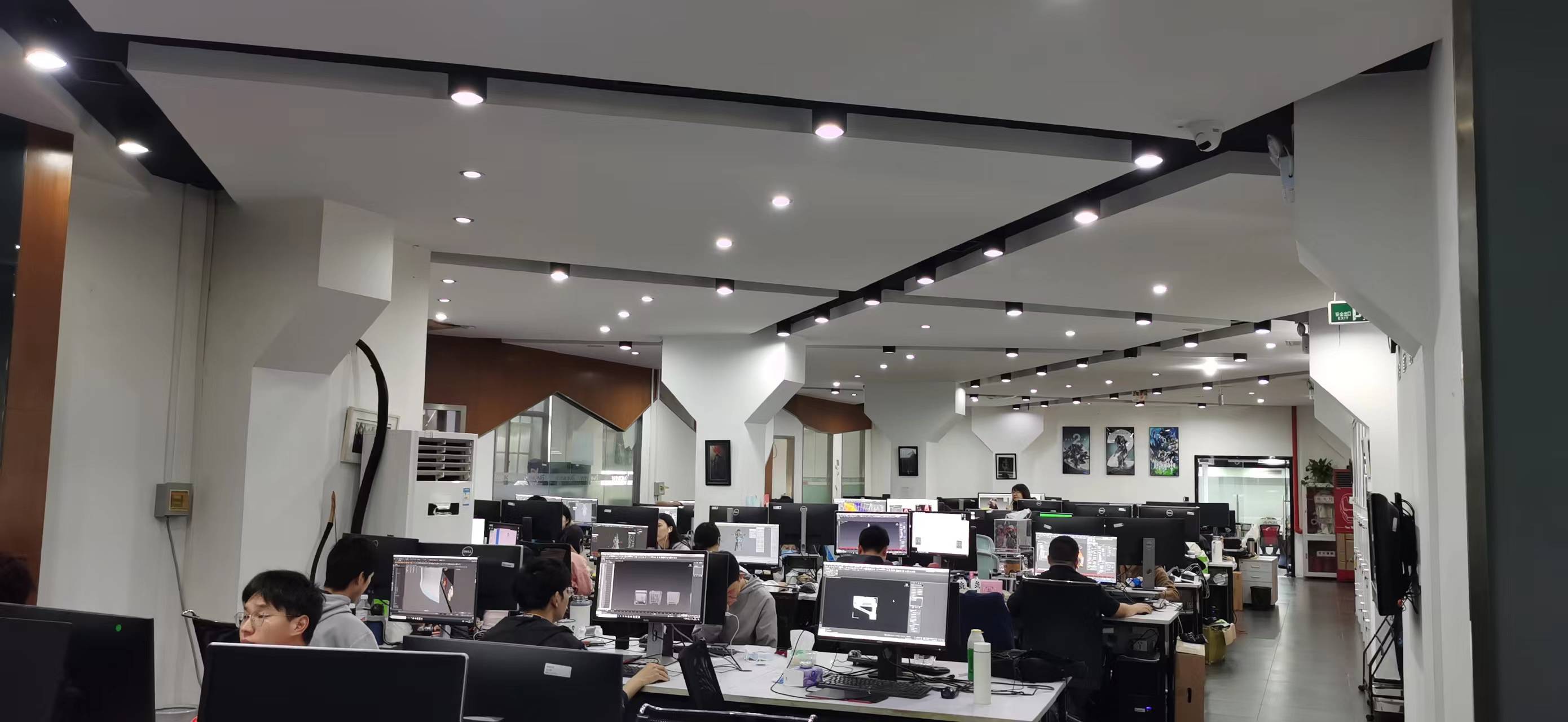 就業(yè)回訪有保障，南京新華在行動