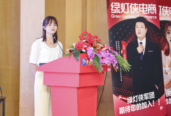 大咖來了！企業(yè)專家進校園，助力學(xué)子大發(fā)展！