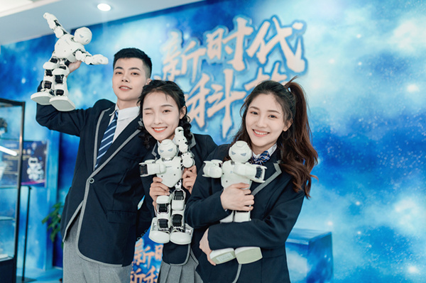 家庭條件不好，不想讀書(shū)了，該不該輟學(xué)？